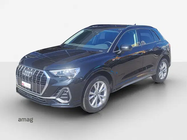 AUDI Q3 40 TDI S line
