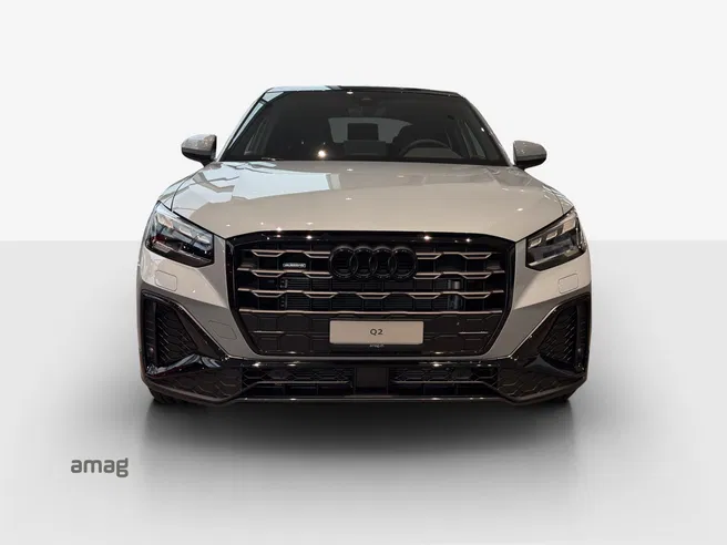 AUDI Q2 40 TFSI S line Attraction