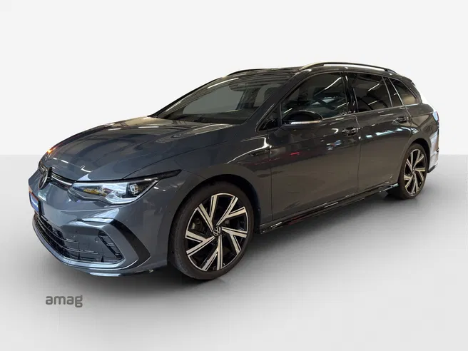 VW Golf Variant R-Line
