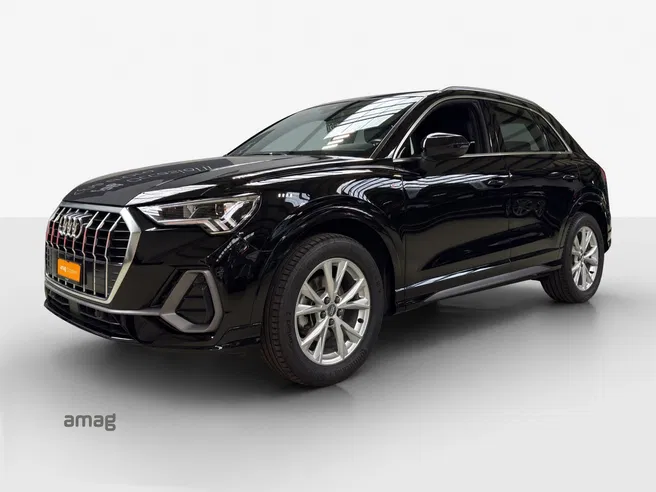AUDI Q3 35 TFSI S line Attraction