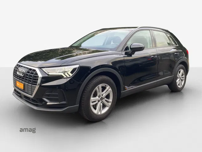 AUDI Q3 35 TFSI Attraction