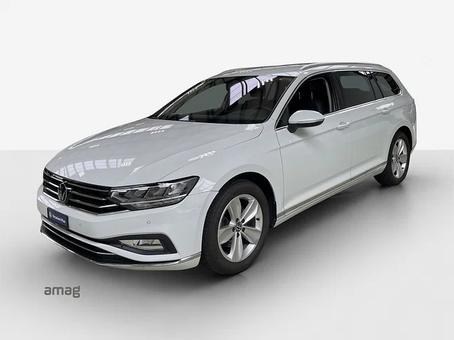 VW Passat Variant Elegance
