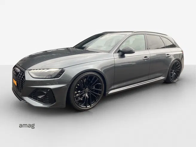 AUDI RS4 Avant quattro