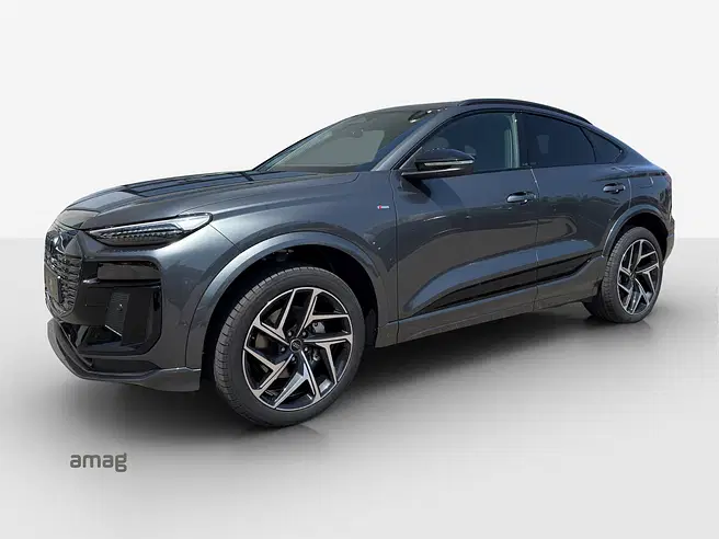 AUDI Q6 SB e-tron quattro
