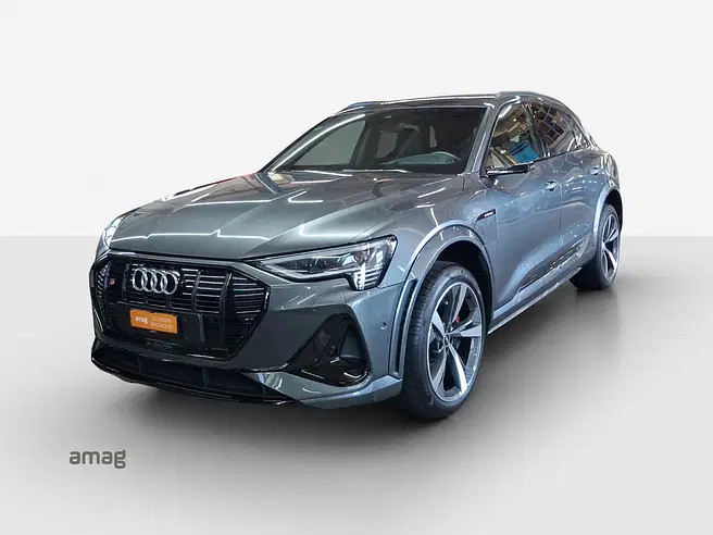 AUDI e-tron S quattro