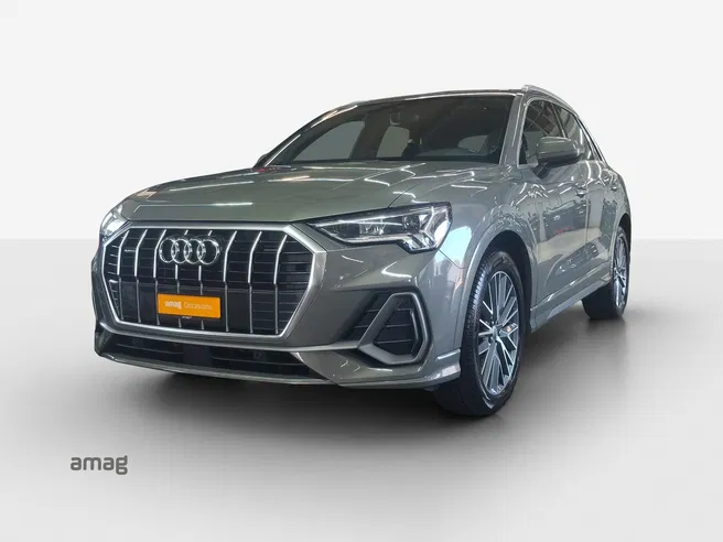 AUDI Q3 40 TFSI S line