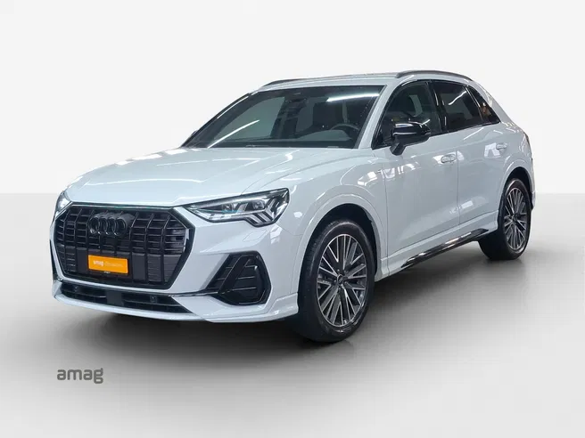 AUDI Q3 40 TFSI S line