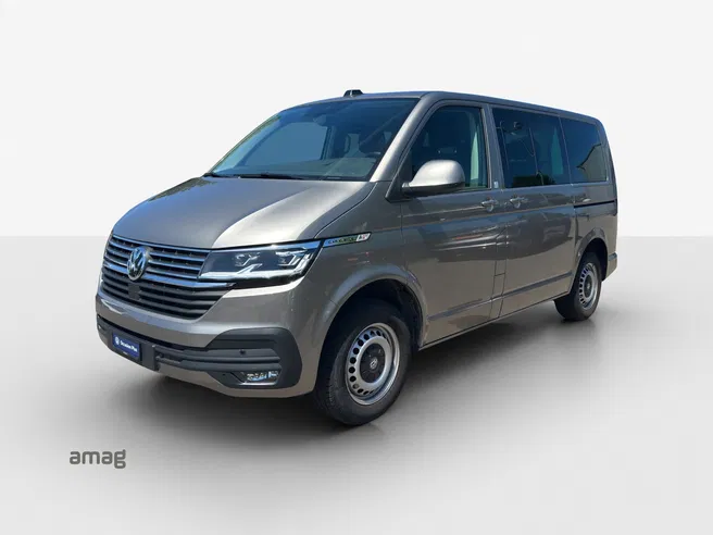 VW Commercial Vehicles Caravelle 6.1 Comfortline Liberty RS 3000 mm