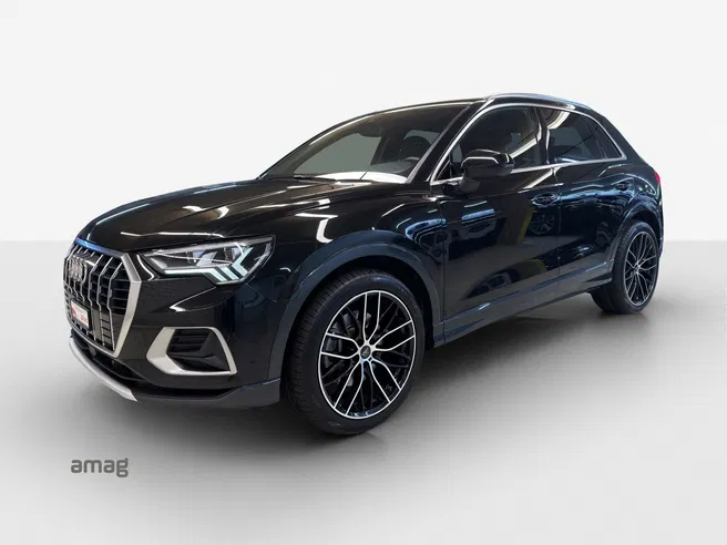 AUDI Q3 40 TFSI advanced