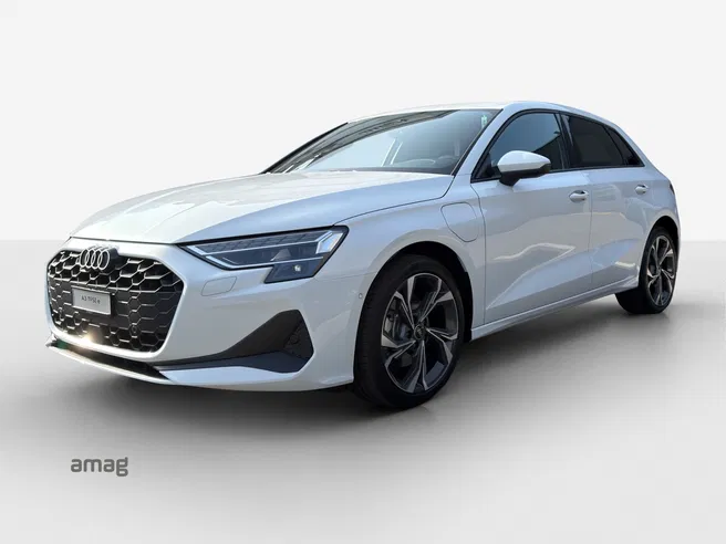 AUDI A3 Sportback 40 TFSI e Attraction