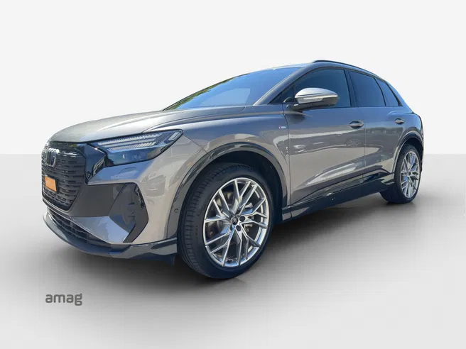 AUDI Q4 45 e-tron quattro Attraction