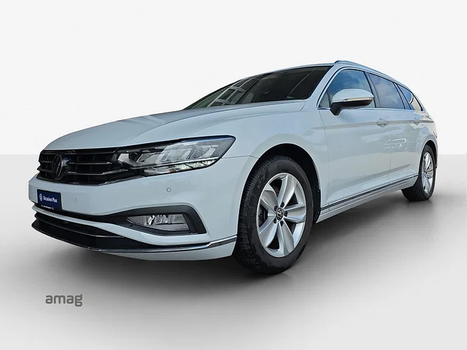 VW Passat Variant Elegance