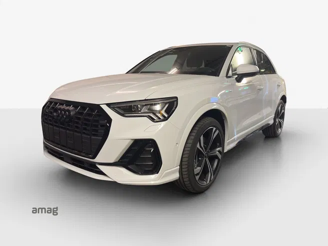 AUDI Q3 40 TFSI S line