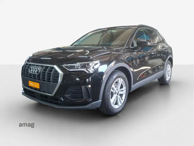 AUDI Q3 35 TFSI Attraction