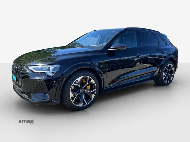 AUDI e-tron S quattro