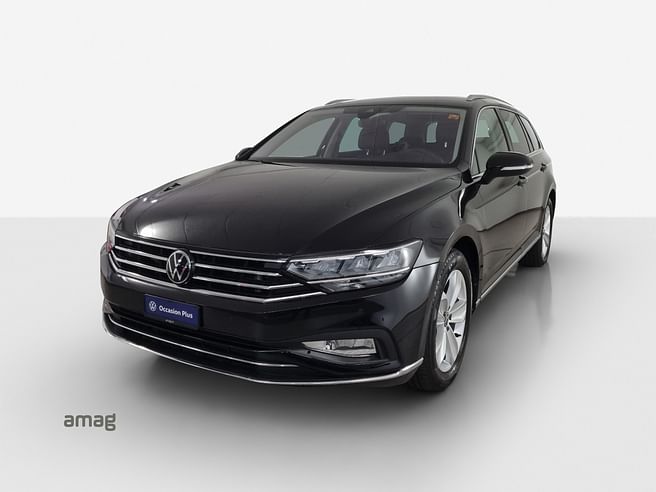 VW Passat Variant Elegance