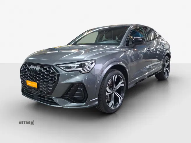 AUDI Q3 Sportback 45 TFSI e S line Attraction