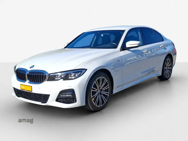 BMW 330e xDrive Steptronic