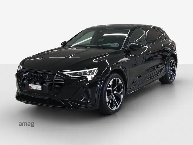 AUDI e-tron S quattro