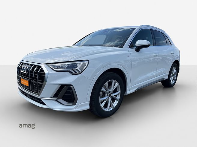 AUDI Q3 35 TDI S line Attraction