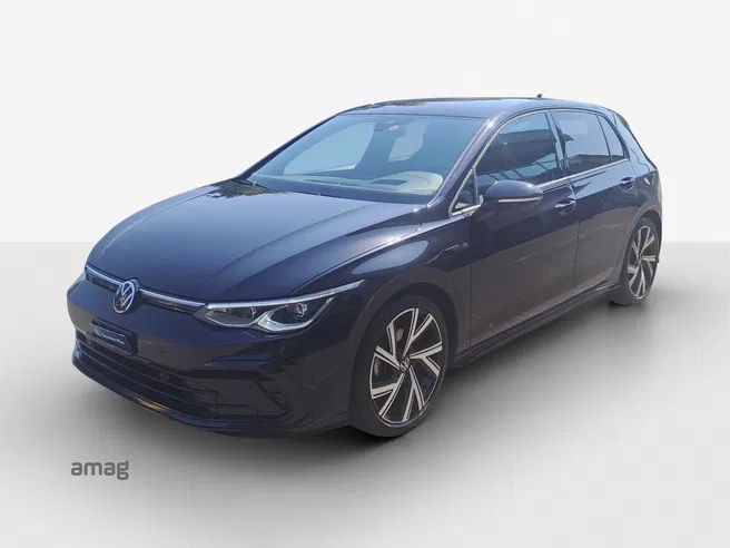 VW Golf R-Line
