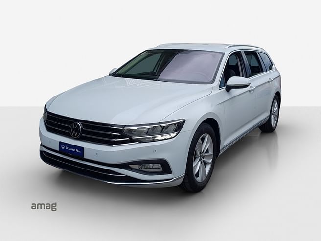 VW Passat Variant Elegance