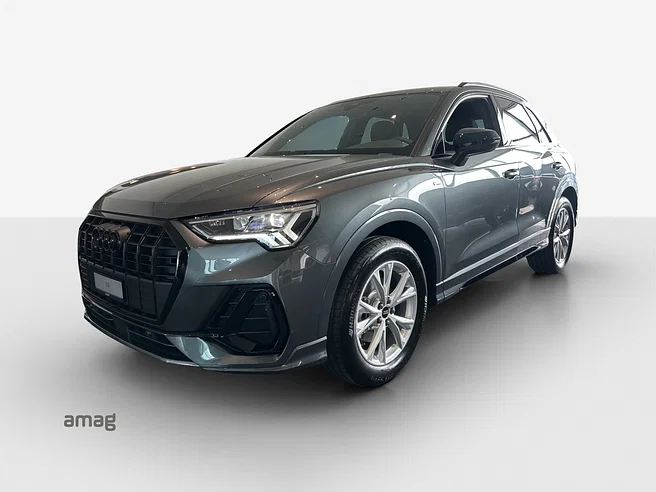 AUDI Q3 35 TFSI S line Attraction