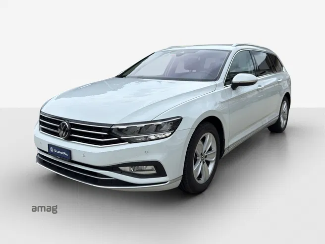VW Passat Variant Elegance