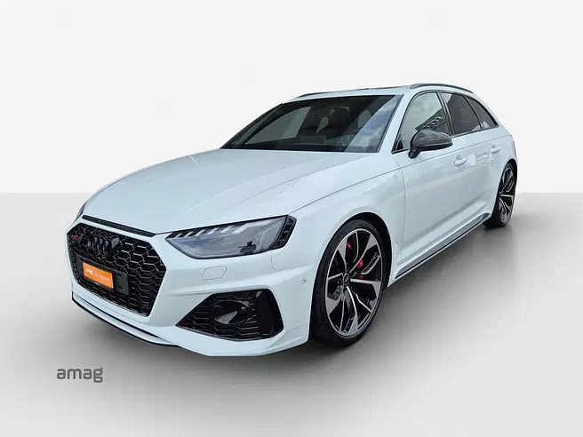 AUDI RS 4 Avant