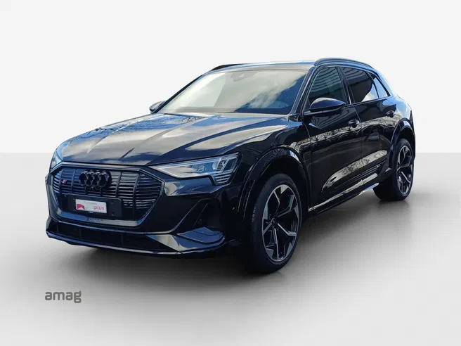 AUDI e-tron S quattro
