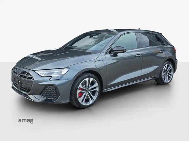AUDI A3 Sportback TFSI 200 kW e-hybrid Attraction