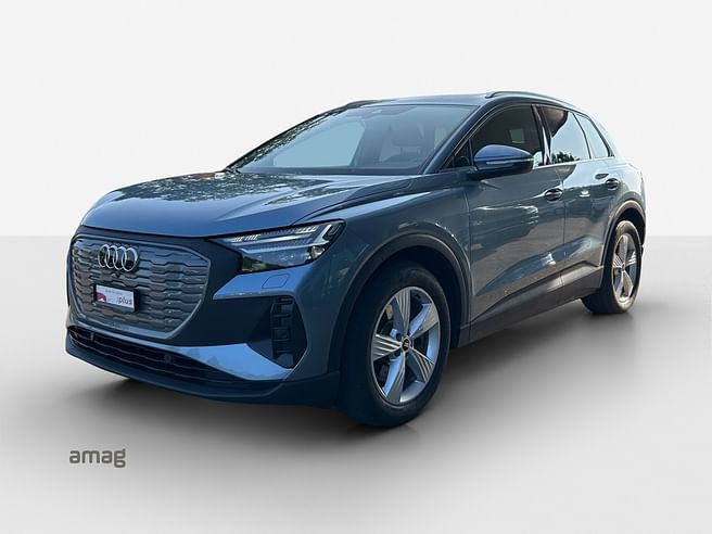 AUDI Q4 40 e-tron