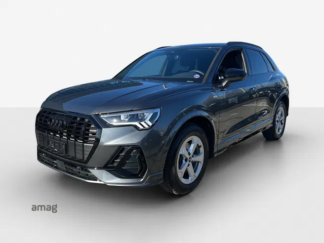 AUDI Q3 35 TFSI S line Attraction
