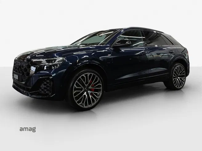 AUDI Q8 SUV TFSI e 290 kW Attraction