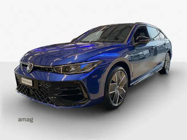 VW Passat Variant R-Line