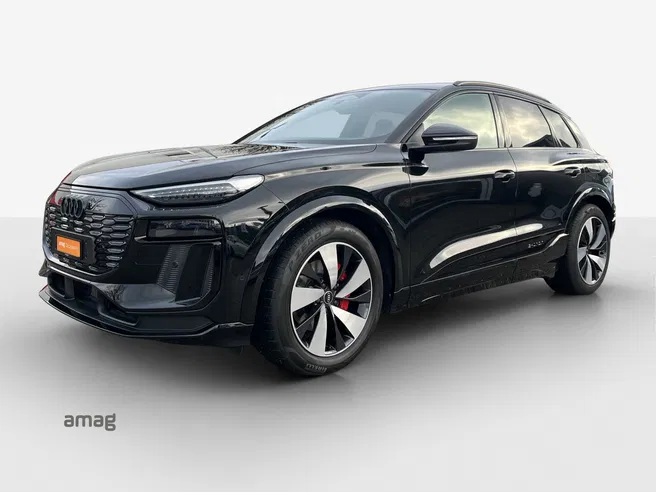 AUDI Q6 e-tron quattro