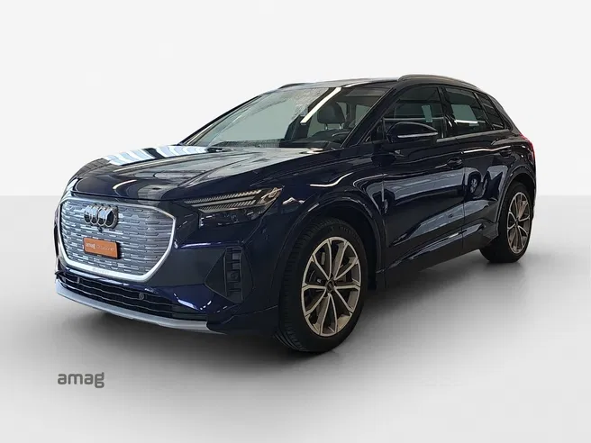 AUDI Q4 40 e-tron