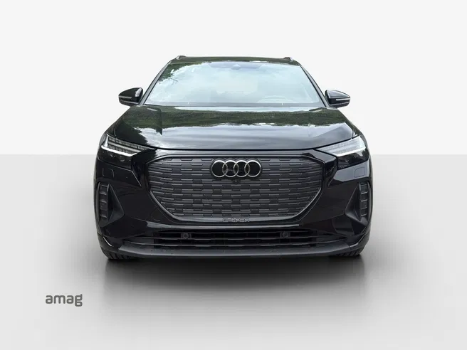 AUDI Q4 45 e-tron quattro Edition Swiss-Ski