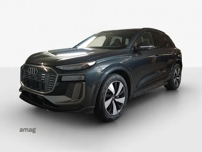 AUDI Q6 e-tron quattro