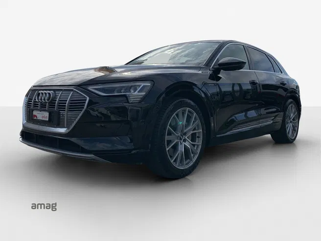AUDI e-tron 50 quattro