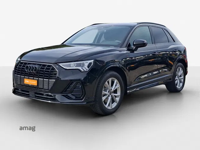 AUDI Q3 35 TFSI S line Attraction