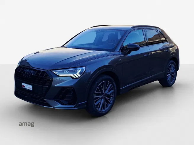 AUDI Q3 35 TFSI S line Attraction