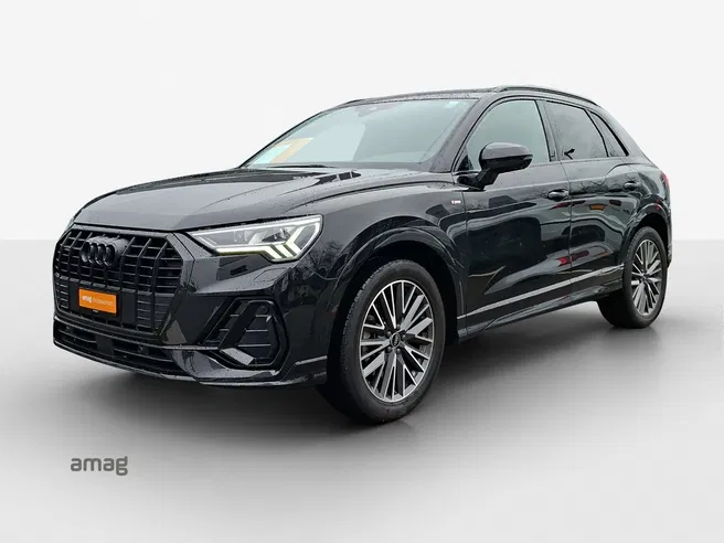 AUDI Q3 40 TFSI S line