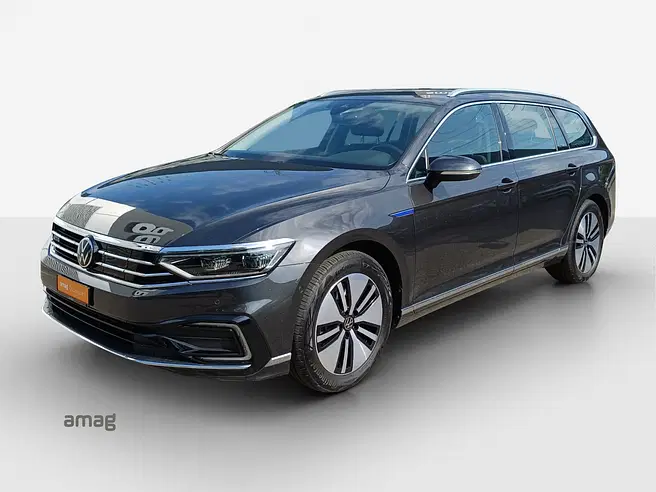 VW Passat Variant GTE
