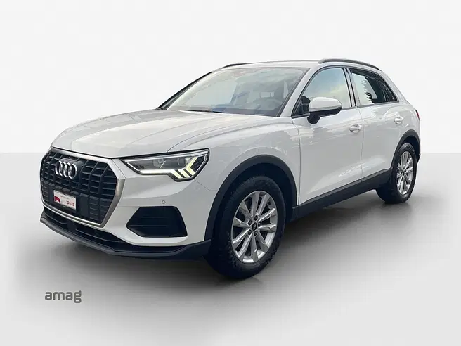 AUDI Q3 40 TDI Attraction
