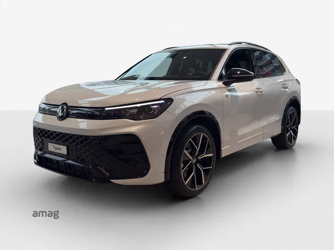 VW Tiguan R-Line