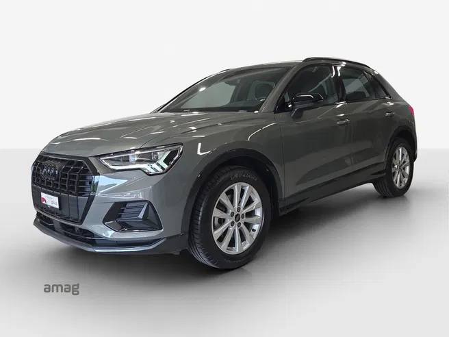 AUDI Q3 35 TFSI advanced Attraction
