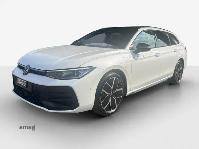 VW Passat Variant NF R-Line