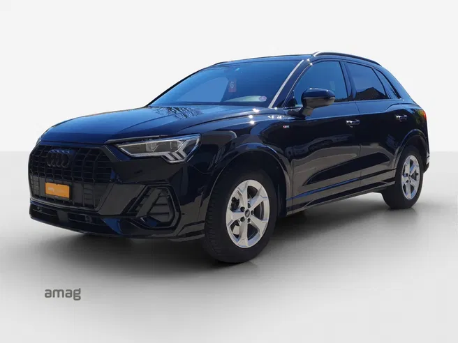 AUDI Q3 35 TFSI S line Attraction
