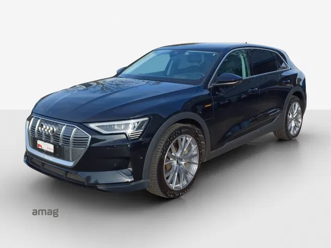 AUDI e-tron 50 quattro